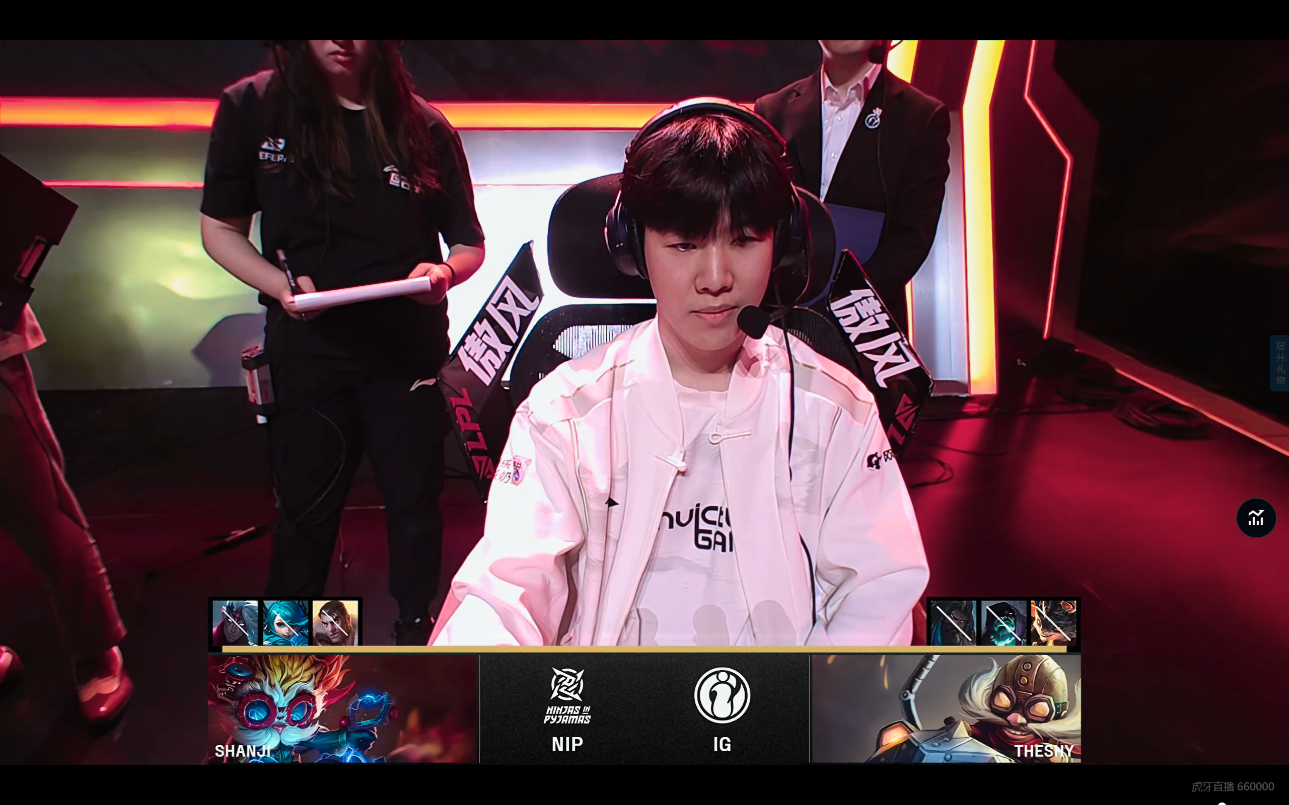 EDG绝杀RNG,BDD极限生还后反打强强对话小组赛,引爆全场热议 EDG绝杀RNG,BDD极限生还后反打强强对话小组赛,引爆全场热议