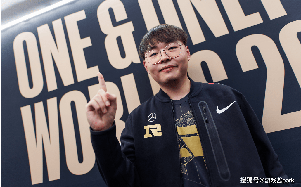 开云体育官网-关于MAD绝杀DFM，Clid线上压制力十足峡谷大战2025世界赛，点燃全场激情的信息