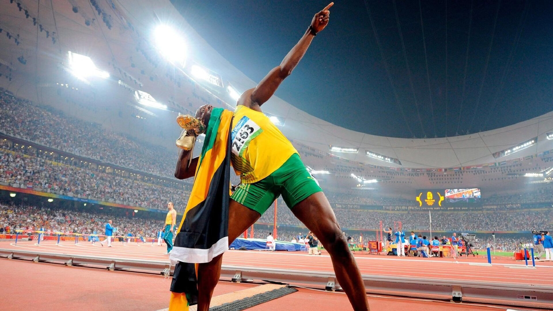 奥纳纳闪耀难救主，伊朗丑陋赢下晋级权，一场关于天赋与功利的经典博弈